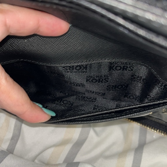 Michael Kors MK Logo Zip Around Continental Wallet, black. - Picture 10 of 16